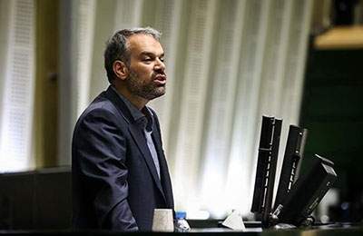 شاه دزدها را بگیرید نوچه‌ها غلاف می‌کنند