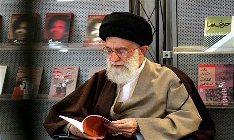 کتاب‌های مورد توجه رهبر انقلاب