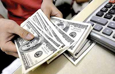 در تامین ارز بازرگانی محدودیتی نداریم
