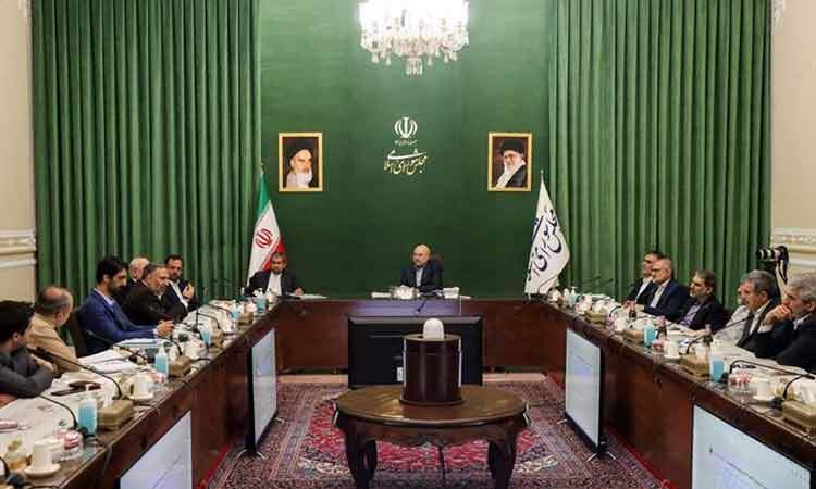 منتظر برنامه مکتوب بانک مرکزی برای مدیریت بازار ارز هستیم