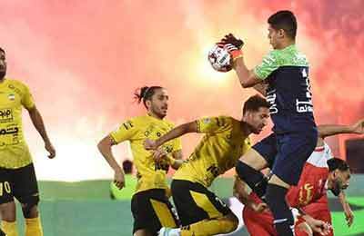 احضار نمایندگان پرسپولیس و سپاهان به کمیته انضباطی