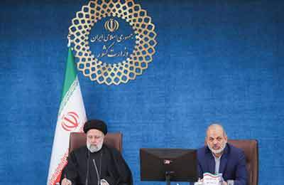 دشمن به دنبال ایجاد ناامنی و موج سواری است