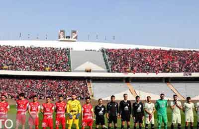 ۲ تماشاگر زن مسابقه پرسپولیس تراکتور بازداشت شدند