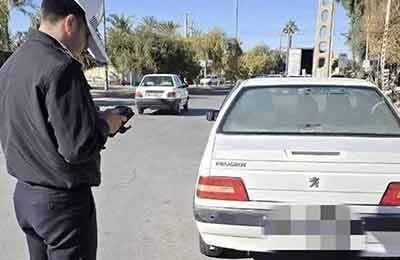 توقیف خودرو با راننده فاقد گواهینامه در شهرستان خمین