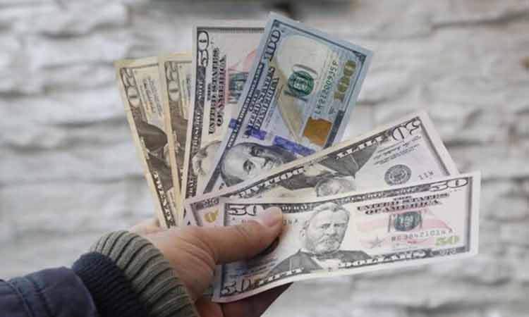 کاهش نرخ دلار در بازار