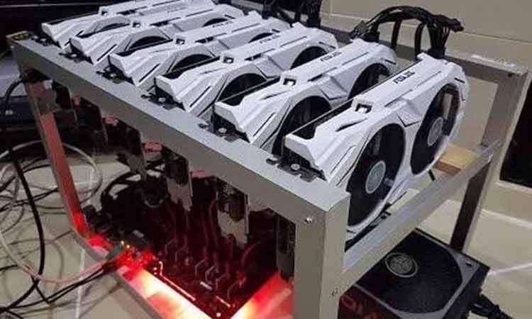 توقیف ۲۵۰۰ دستگاه استخراج ارز دیجیتال در استان مرکزی
