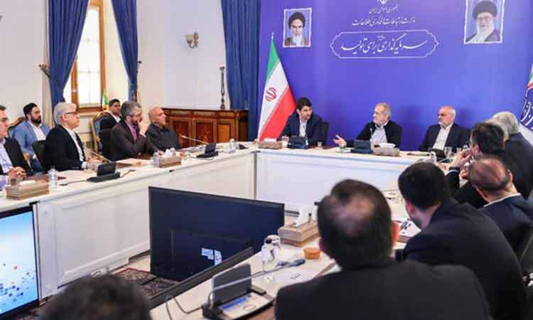 حضور سرزده پزشکیان در وزارت ارتباطات و فن‌آوری اطلاعات
