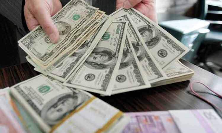 بازار ارز فعلا هیجانی است؛ احتیاط کنید