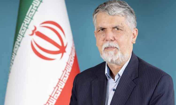 وزیر فرهنگ و ارشاد اسلامی به‌منظور شرکت در مراسم تشییع پاپ عازم رم شد