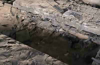 تخریب قبر حافظ اسد و انتقال بقایای جسد او به مکانی نامعلوم