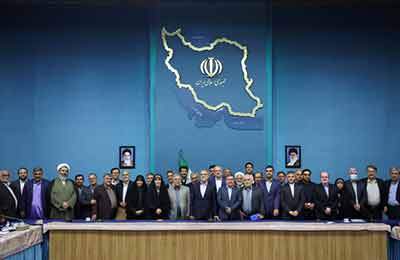 پزشکیان: در مذاکرات از اصول خود عقب‌نشینی نمی‌کنیم