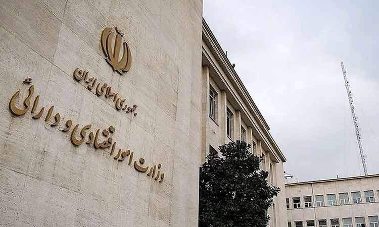 سلیمی: امضای سرپرست وزارت اقتصاد از فردا بی‌اعتبار است