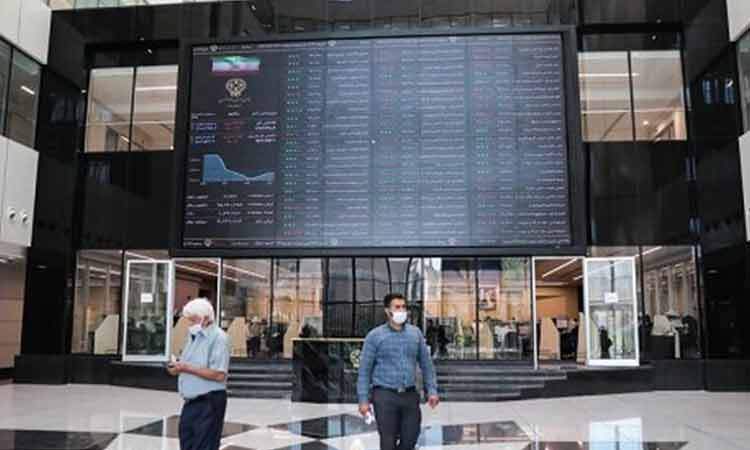 افشای اطلاعات شرکت های بورسی در زمان تعطیلات انجام شود