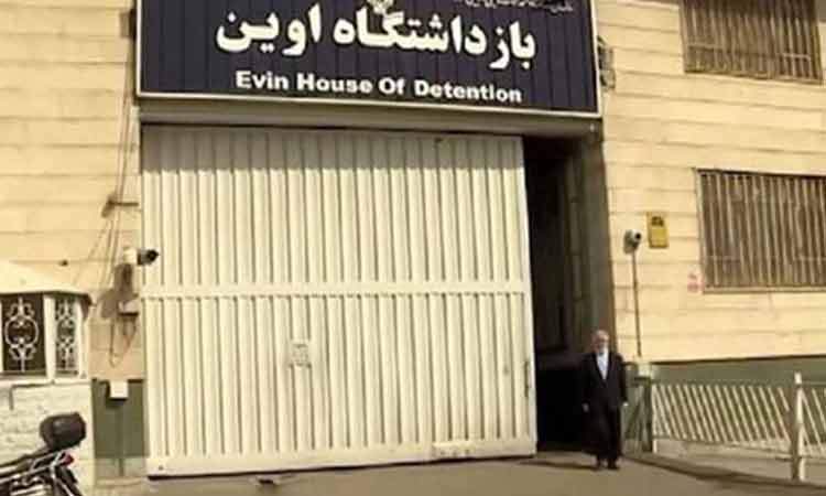 در حمله روز دوشنبه به اوین خانواده‌های زندانیان هم هدف قرار گرفتند