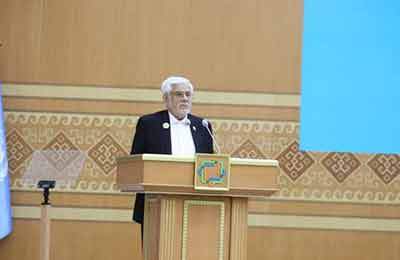 عارف: آمریکا میز مذاکره را نابود کرد/پیگیر خسارات تجاوز رژیم صهیونیستی و آمریکا به ایران هستیم