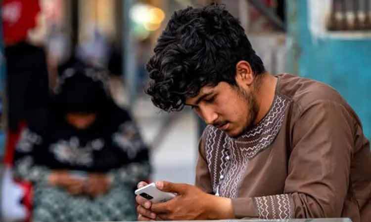 دسترسی کاربران افغانستان به شبکه‌های اجتماعی محدود شد