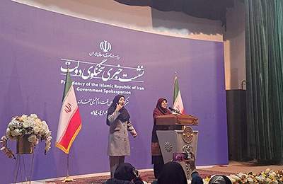 مهاجرانی عذرخواهی کرد