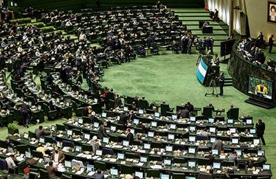 ترمیم کابینه اقتصادی یا استیضاح وزرا در دستور کار قرار می‌گیرد